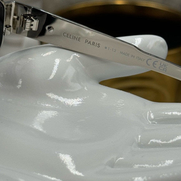 🆕 CELINE 🧿 NIB CL40235U 16A Metal Triomphe Oval Sunglasses, Silver & Smoke - Picture 9 of 16